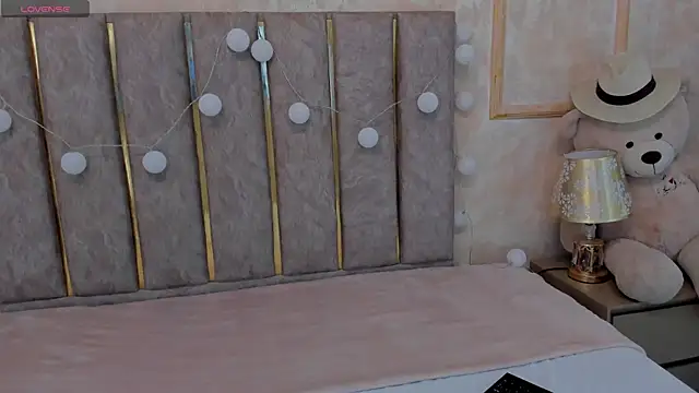 Cheerrysweett online show from December 13, 2024, 12:50 pm