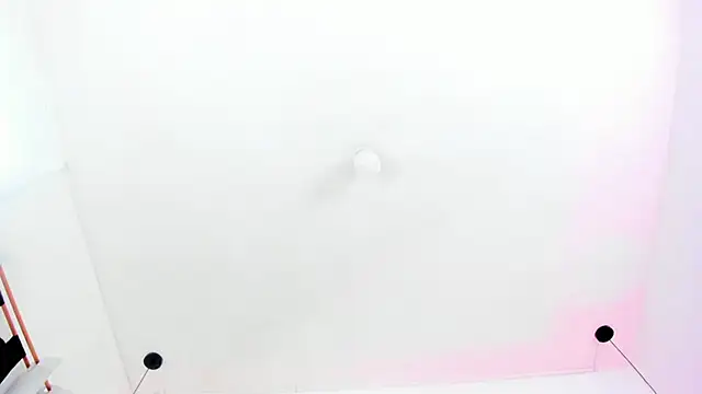 Emily Gil1 online show from February 1, 2025, 1:41 pm