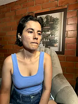 kanela3434 online show from December 3, 2025, 9:46 pm