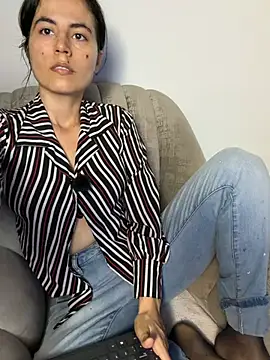 kanela3434 online show from April 8, 2026, 6:41 pm