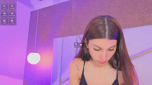 Snapshot of AilishBenson chatting on May 22, 2026, 7:30 pm AilishBenson online show from May 22, 2026, 7:30 pm