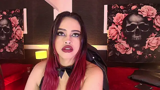Snapshot of EvaaFoxxy1 chatting on March 30, 2026, 12:06 pm EvaaFoxxy1 online show from March 30, 2026, 12:06 pm