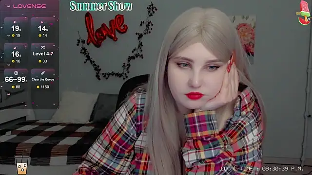 Crystal Chris online show from March 21, 2025, 6:29 pm