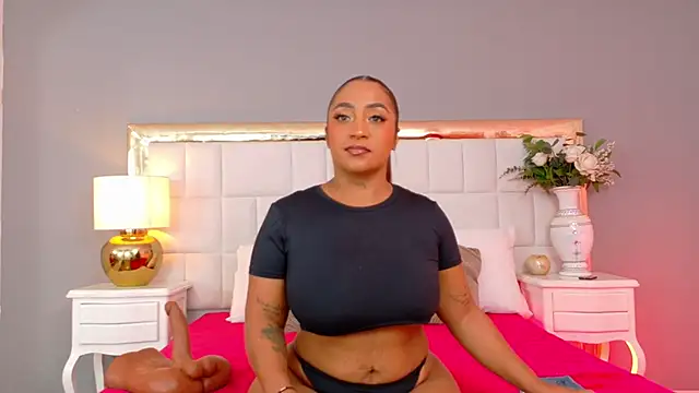 KateVenegas online show from July 23, 2026, 8:07 pm