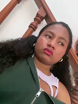 Snapshot of ChanelMillers_ chatting on March 6, 2025, 6:26 pm ChanelMillers online show from March 6, 2025, 6:26 pm