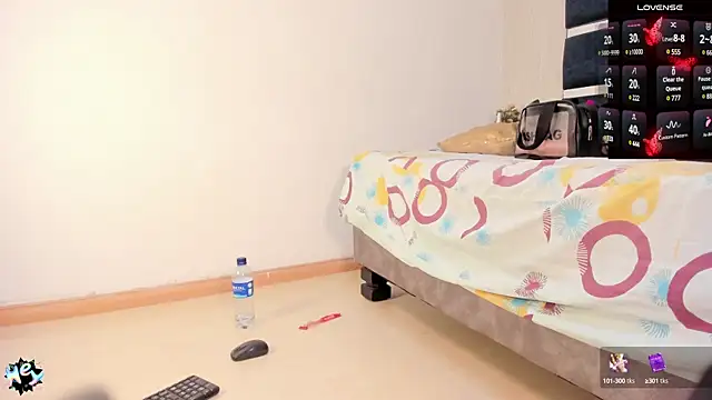 Snapshot of ChanelMillers_ chatting on March 11, 2025, 9:26 pm ChanelMillers online show from March 11, 2025, 9:26 pm