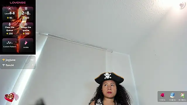 Snapshot of ChanelMillers_ chatting on October 15, 2025, 7:03 pm ChanelMillers online show from October 15, 2025, 7:03 pm