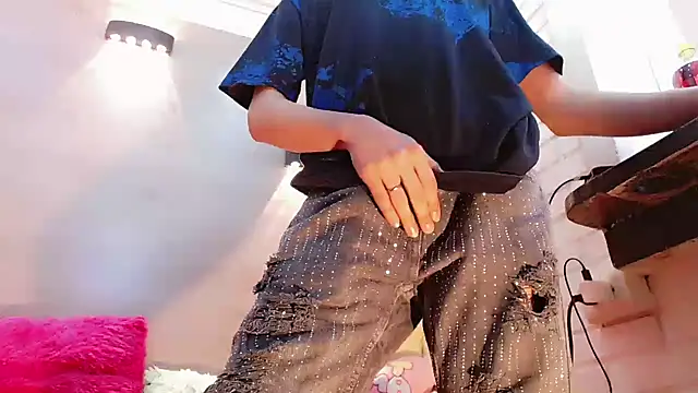 Daniela Pink  online show from October 19, 2025, 9:26 pm