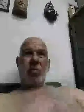 FabiQuilmes online show from December 15, 2024, 2:08 am