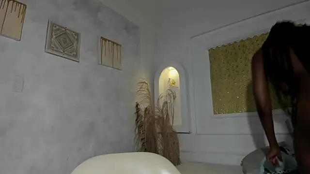 Tahira 21  online show from October 9, 2025, 6:50 pm