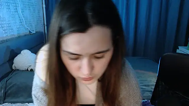 KiraYammy online show from December 16, 2024, 1:10 am