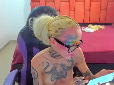 barbara anal squirt  online show from February 20, 2025, 4:36 pm