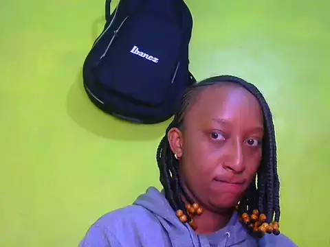 Snapshot of CarlaBeckky chatting on December 24, 2024, 4:00 am CarlaBeckky online show from December 24, 2024, 4:00 am