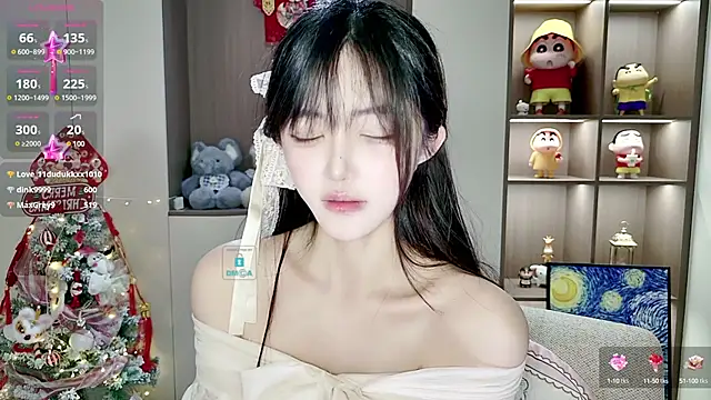 Snapshot of Duduludululu chatting on February 25, 2025, 11:30 am Duduludululu online show from February 25, 2025, 11:30 am