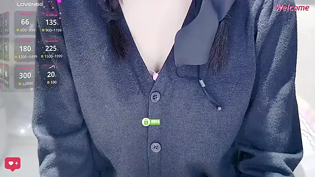 Snapshot of Duduludululu chatting on October 17, 2025, 4:59 am Duduludululu online show from October 17, 2025, 4:59 am