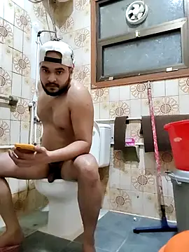 Snapshot of Magicman09@xh chatting on February 24, 2026, 4:38 pm Magicman09xh online show from February 24, 2026, 4:38 pm