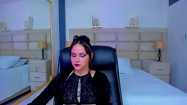 Snapshot of AnnyThompson_ chatting on November 6, 2025, 9:05 pm AnnyThompson online show from November 6, 2025, 9:05 pm