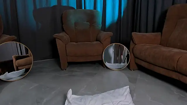 Snapshot of tiny_rony chatting on September 17, 2025, 5:03 pm tiny rony online show from September 17, 2025, 5:03 pm