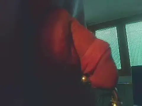 Snapshot of TheHardone_29 chatting on December 16, 2024, 7:48 am TheHardone 29 online show from December 16, 2024, 7:48 am