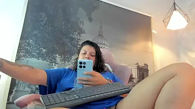 snowflake xxx online show from October 16, 2025, 3:18 am