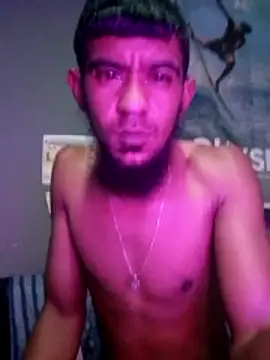 Upstigerlo online show from December 4, 2025, 6:49 pm