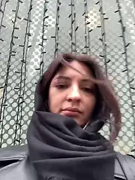 BabeRainbow online show from January 7, 2025, 10:22 am