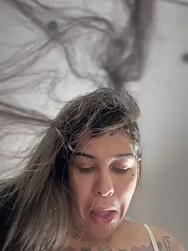 Snapshot of Nikatsu chatting on October 4, 2025, 3:54 pm Nikatsu online show from October 4, 2025, 3:54 pm