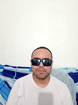 ElSunEagle online show from June 18, 2026, 2:34 am