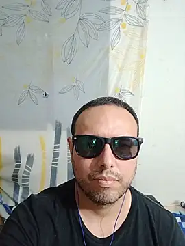 ElSunEagle online show from July 8, 2026, 1:21 am