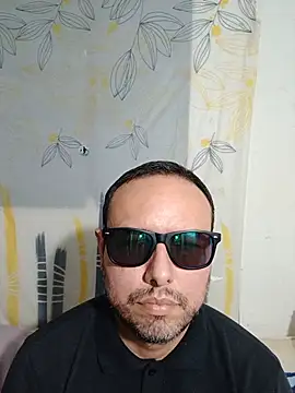 ElSunEagle online show from July 11, 2026, 2:14 am