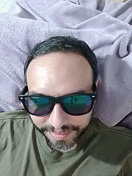 ElSunEagle online show from August 3, 2026, 4:22 am