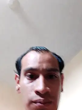 chris69502 online show from April 5, 2026, 9:39 am