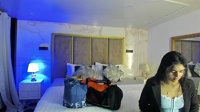 GiselOrtiz online show from April 5, 2026, 10:34 am