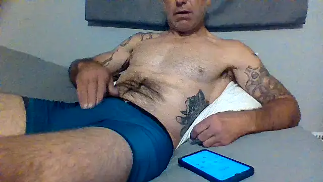 Snapshot of Pcsammy73 chatting on April 10, 2026, 3:06 pm Pcsammy73 online show from April 10, 2026, 3:06 pm