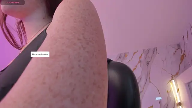 CorinneRusso online show from April 26, 2026, 12:25 pm