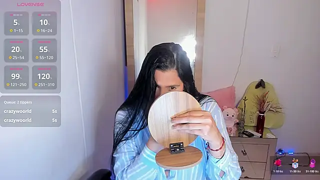 hellensexy online show from May 23, 2026, 9:52 pm