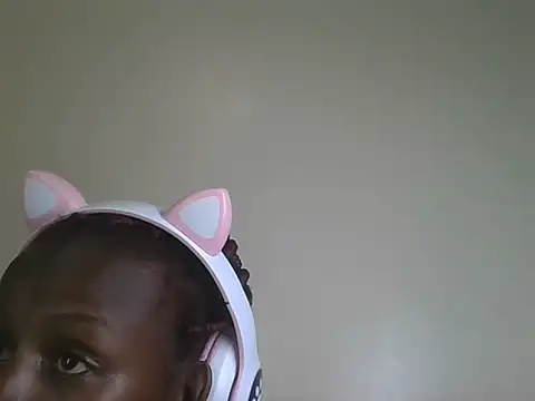 She Drips Glory online show from July 28, 2026, 5:23 pm