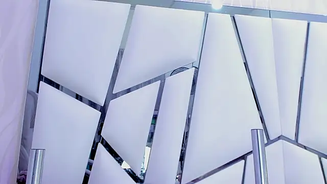  aurora18  online show from March 15, 2025, 6:36 am