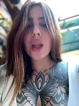 ValerieHilton online show from September 15, 2025, 10:10 pm