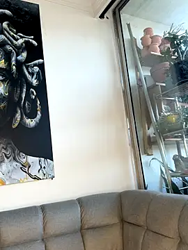 ValerieHilton online show from October 7, 2025, 9:45 pm