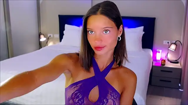 wow Mia online show from March 3, 2025, 2:15 am