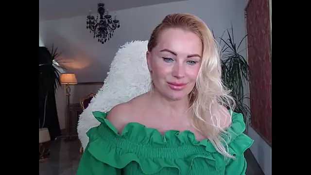 eyesangel22 online show from December 30, 2024, 12:42 pm