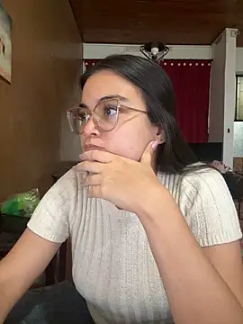 CamilaSofiia online show from April 5, 2026, 11:13 pm