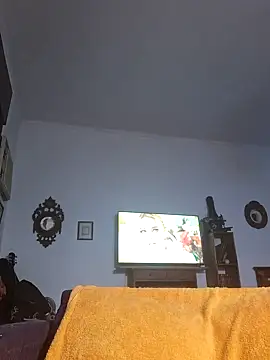 LYZBORNHD online show from October 14, 2025, 9:37 pm