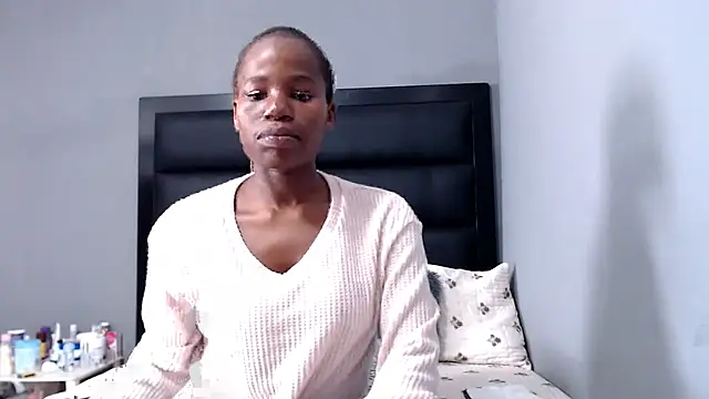 LongPussyLipsxx online show from November 1, 2025, 9:11 am