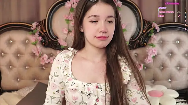 AmiLewis online show from April 11, 2026, 1:10 am