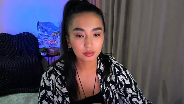 Snapshot of worldofkim chatting on March 7, 2025, 7:05 pm worldofkim online show from March 7, 2025, 7:05 pm