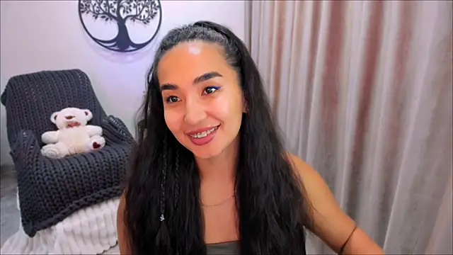 Snapshot of worldofkim chatting on October 13, 2025, 6:24 am worldofkim online show from October 13, 2025, 6:24 am