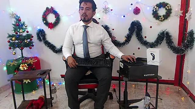 KalethBigDick online show from November 23, 2025, 4:29 pm