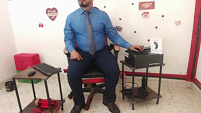 KalethBigDick online show from February 13, 2026, 9:44 pm